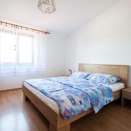 Apartments Dara Umag Zewnętrze zdjęcie