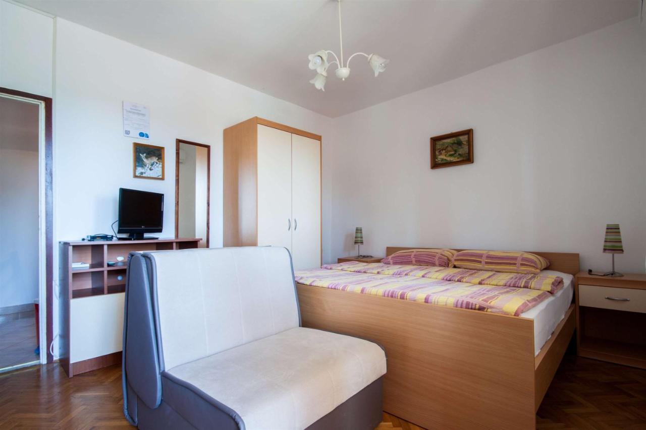 Apartments Dara Umag Zewnętrze zdjęcie
