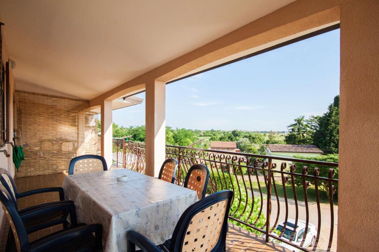 Apartments Dara Umag Zewnętrze zdjęcie