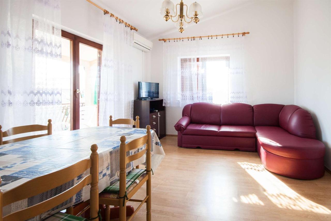 Apartments Dara Umag Zewnętrze zdjęcie