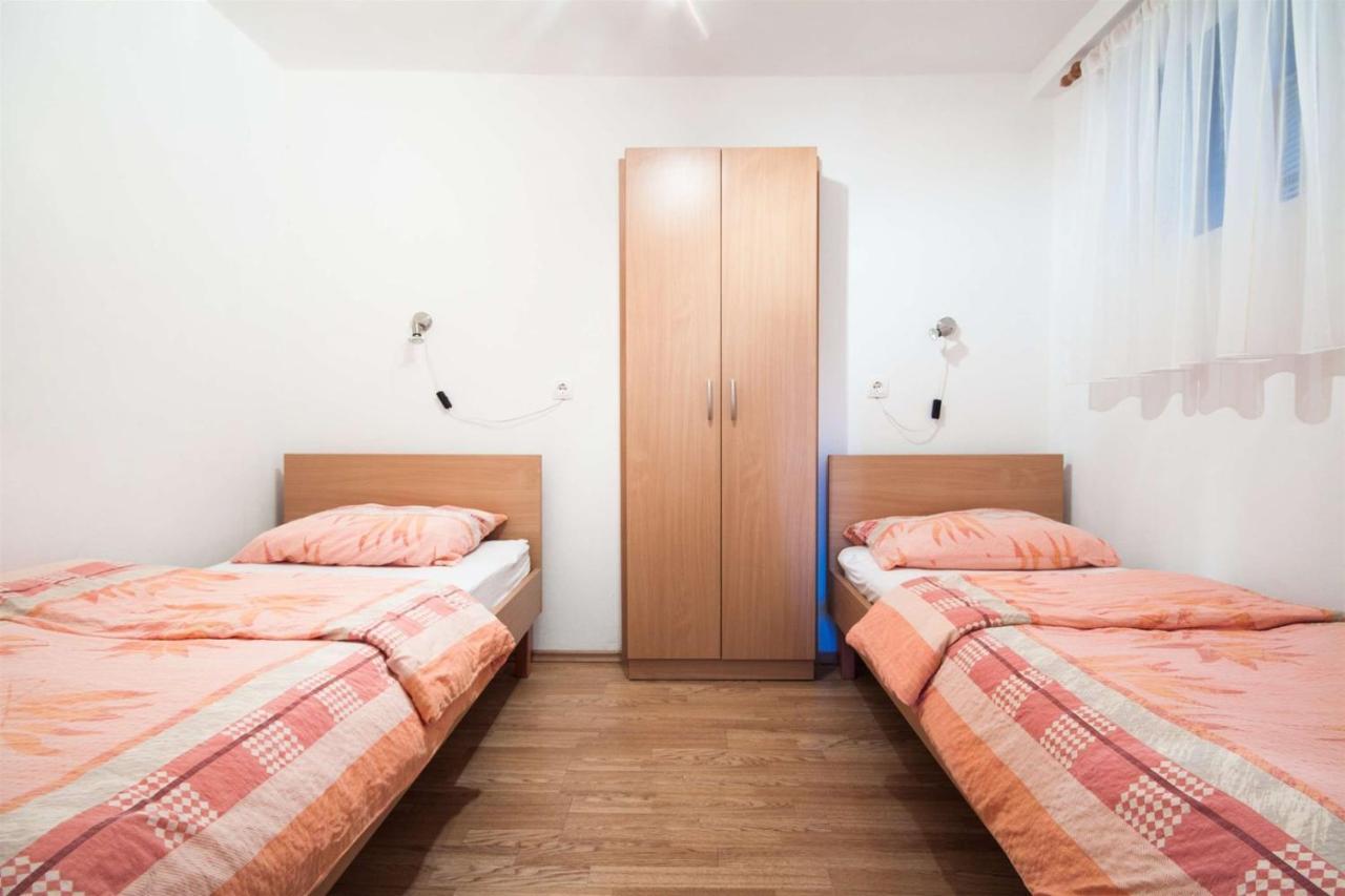 Apartments Dara Umag Zewnętrze zdjęcie