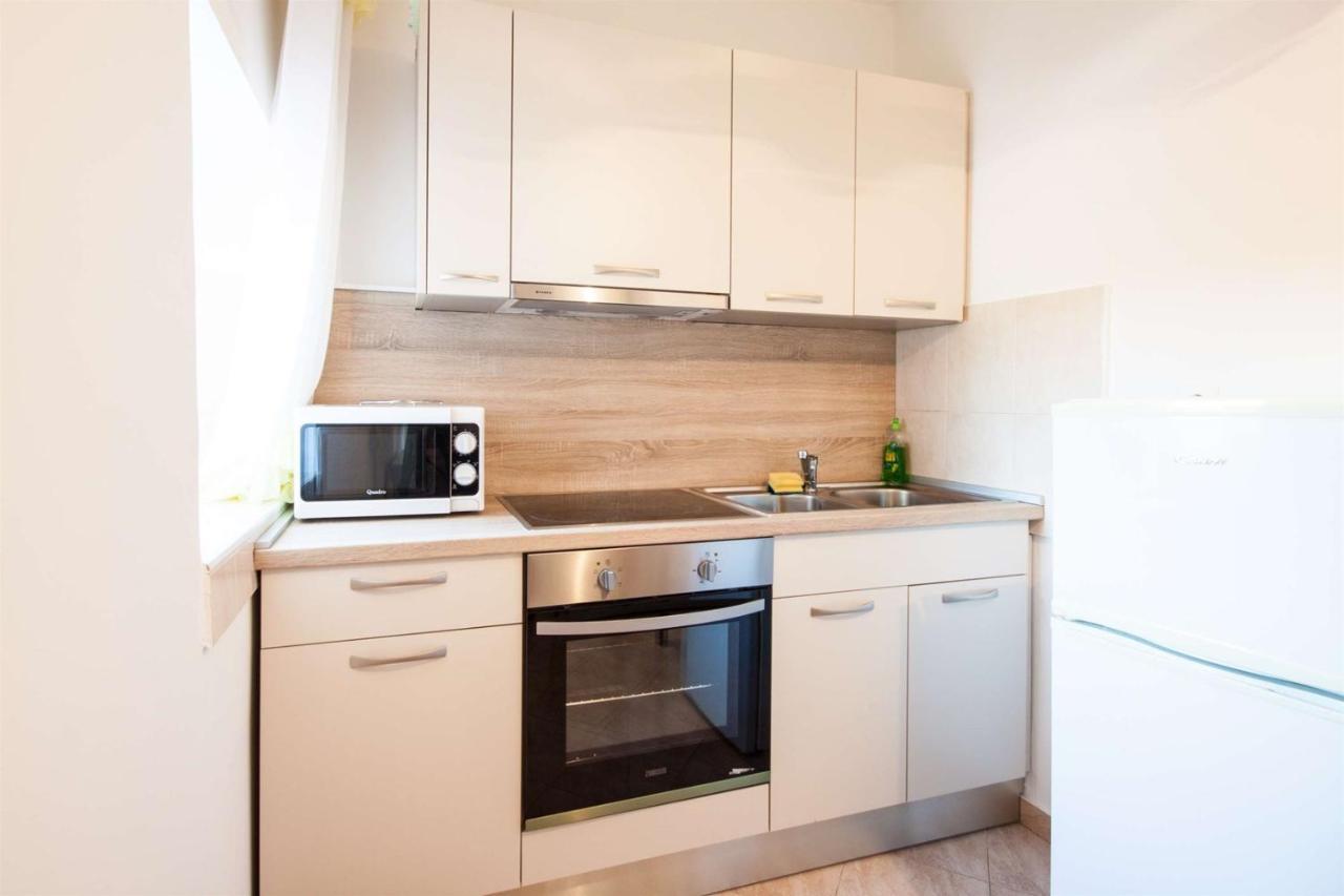 Apartments Dara Umag Zewnętrze zdjęcie
